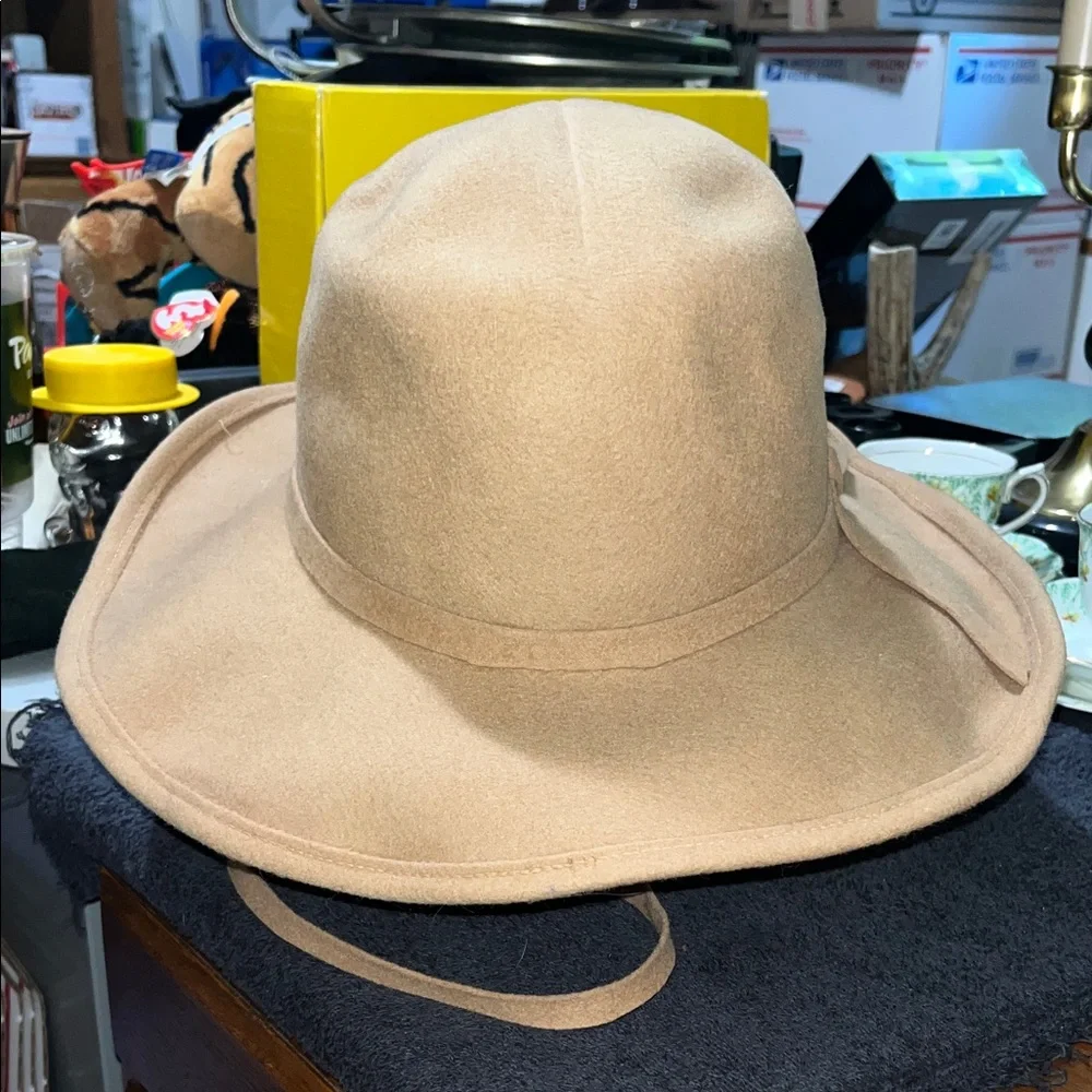 Elegant vintage women's hat by Peachloft,100% wool - Picture 4 of 7